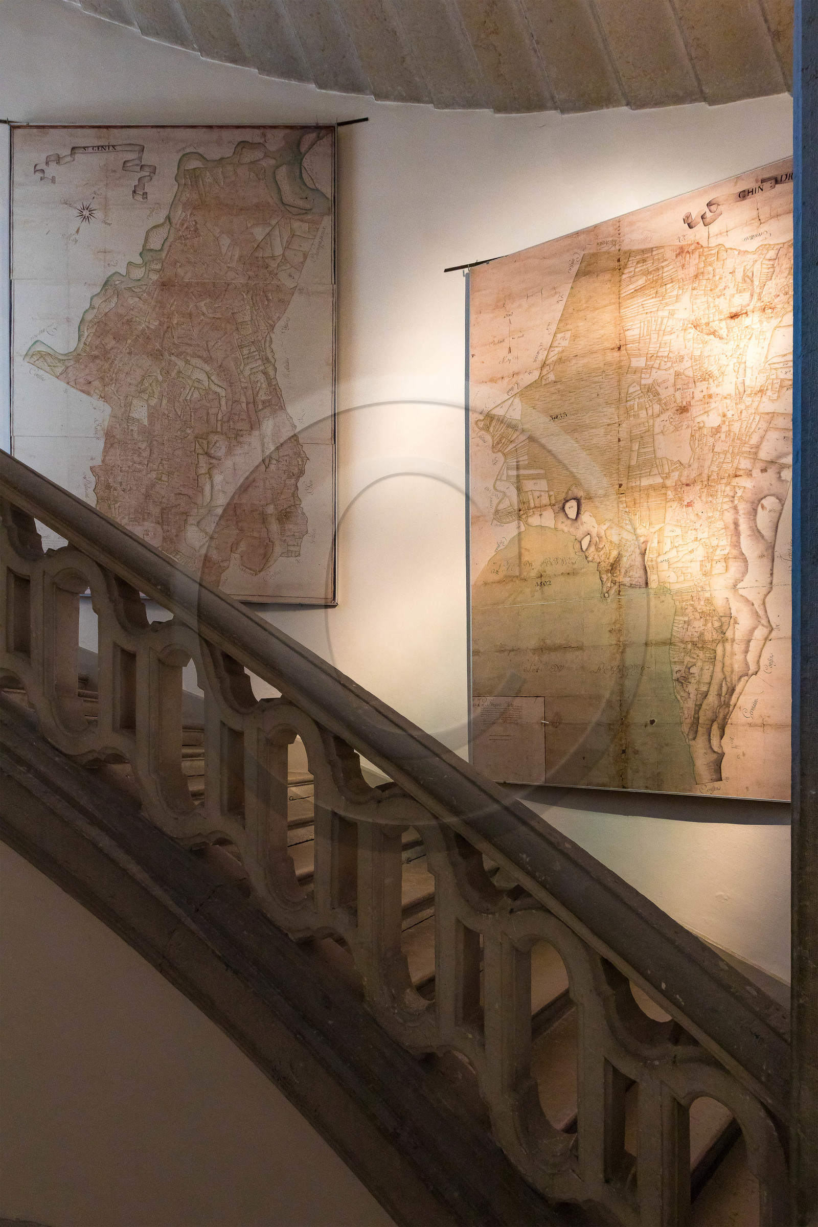 Château des ducs de Savoie, escallier de la Tour demi-ronde