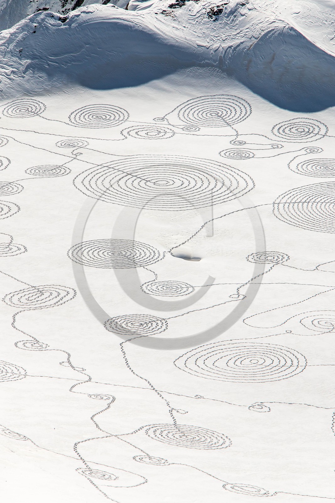 Serre-Chevalier, Snow drawings, une œuvre de l'artiste Sonja Hinrichsen