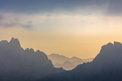Les Aiguilles de Bavella (forchi di Bavedda )