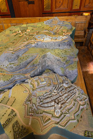 Copie du plan-relief de Briançon conservée dans la salle d’audience de l’ancien tribunal