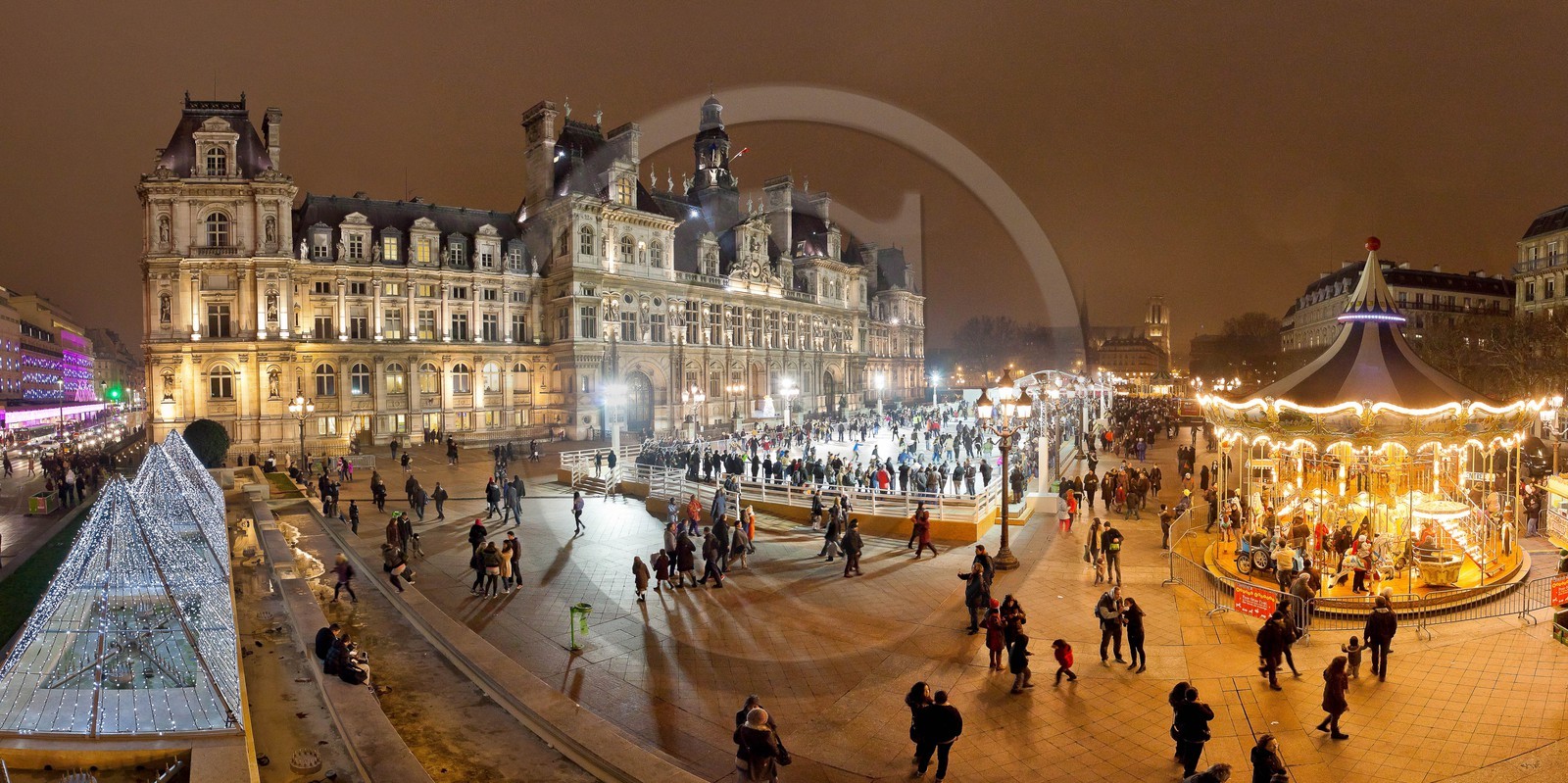 Paris sur glace, parvis de l'Hôtel-de-Ville, saison 2011-2012