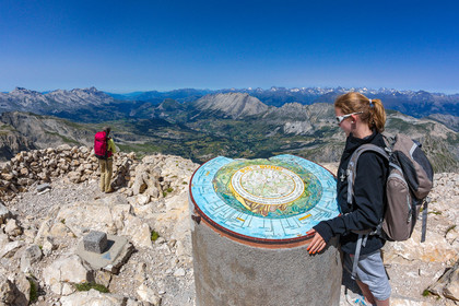 Plateau de Bure, table d'orientation du Pic de Bure
