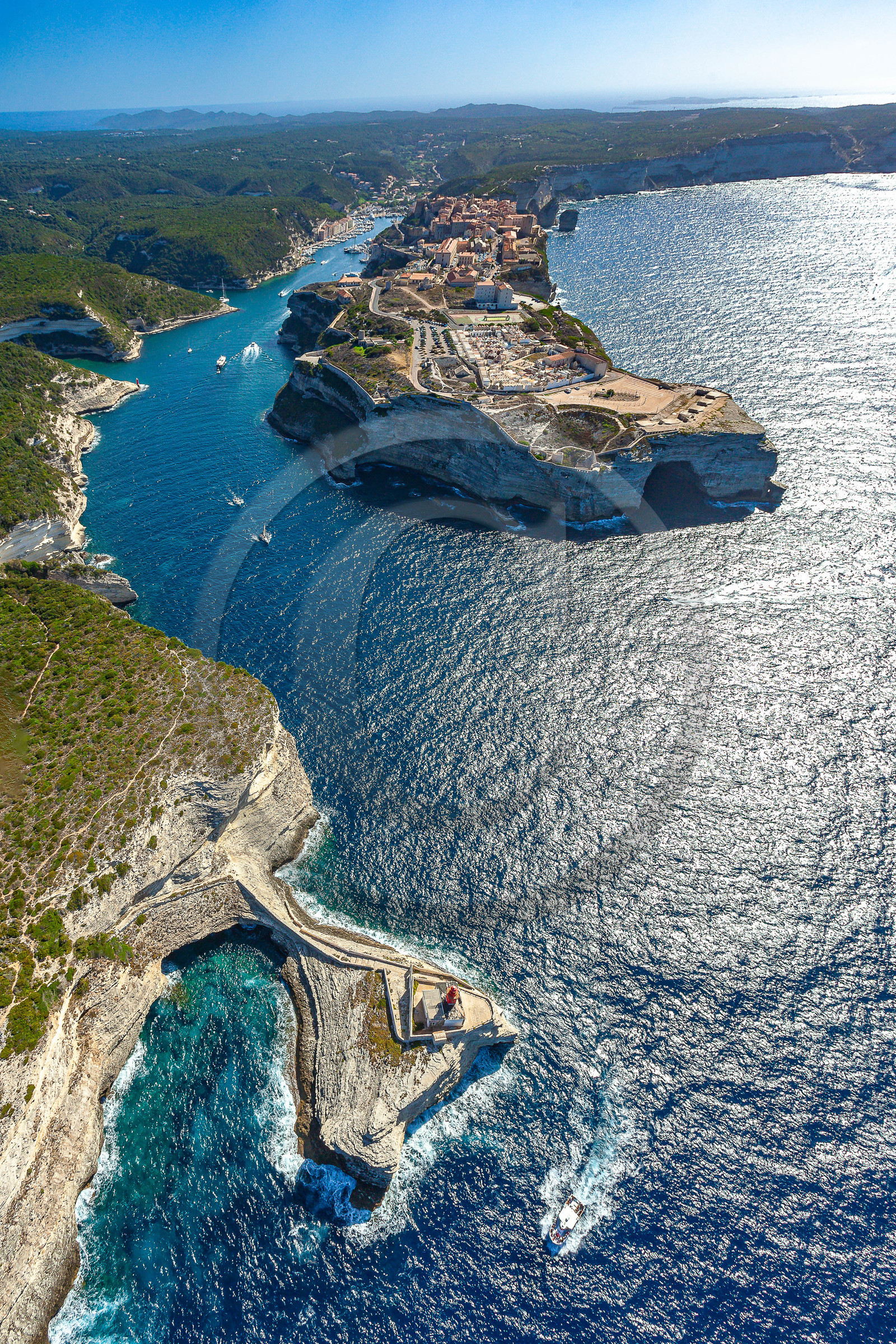 Bonifacio, falaises de calcaire