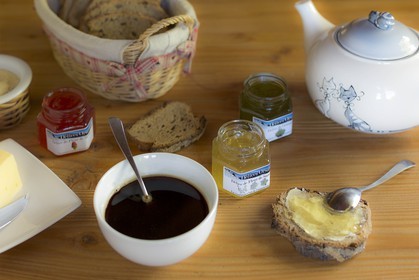 Confiture de génépi, fleur de mélèze, fleur de sureau