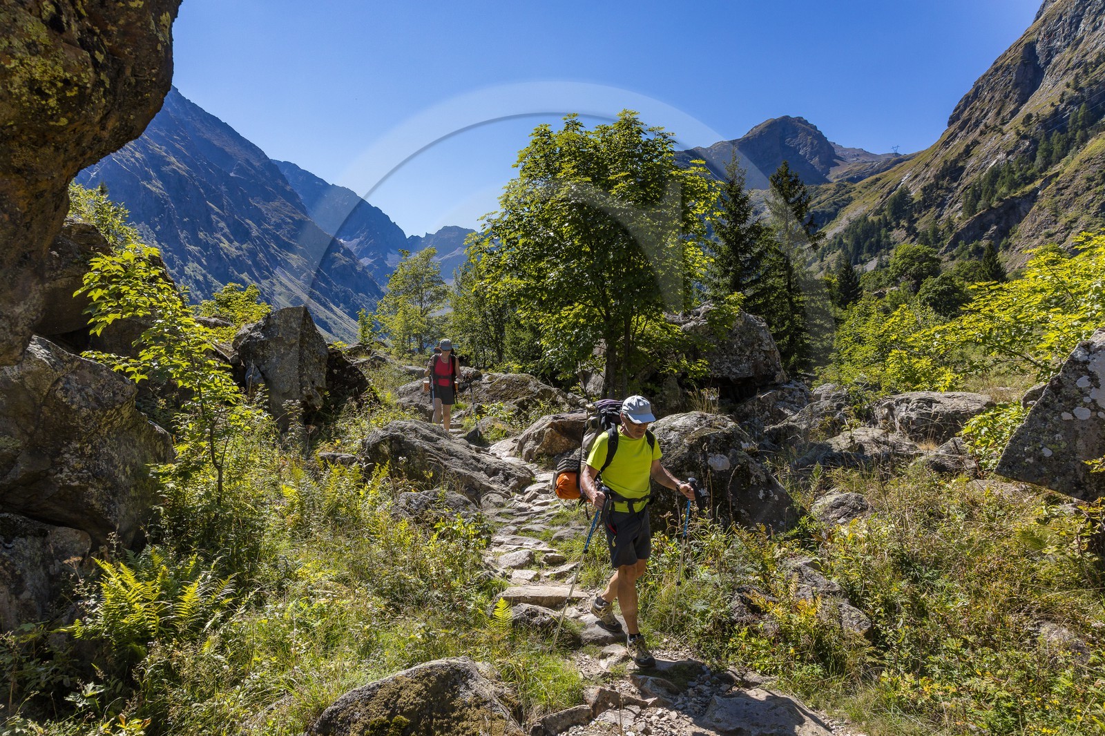Randonnée pédestre sur le GR54