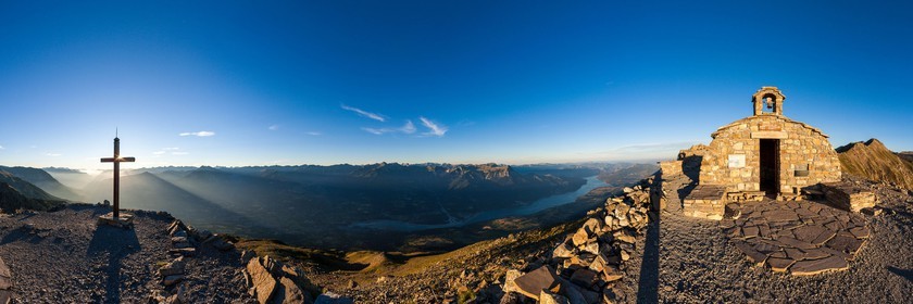 Lac de Serre-Ponçon, Chapelle du Mont Guillaume (2 552 mètres d'altitude)