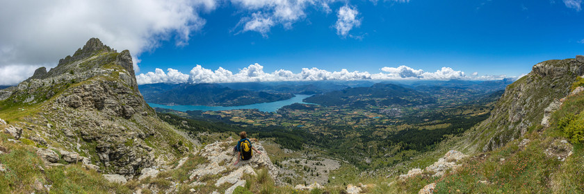 Les Aiguilles de Chabrières et le Lac de Serre-Ponçon