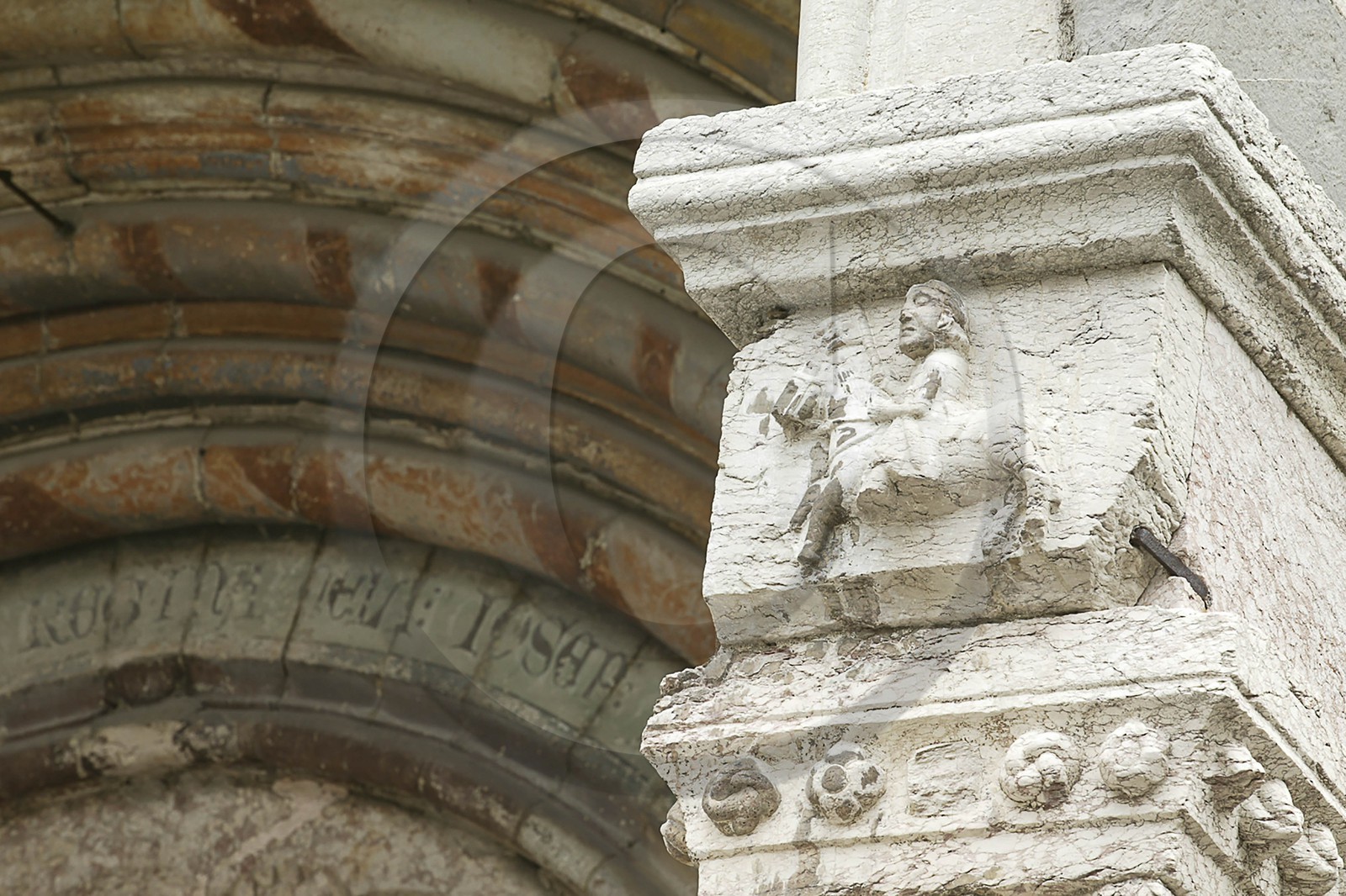 Embrun, Cathédrale Notre-Dame du Réal, détails sculpture