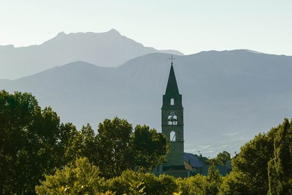Pays de Serre-Ponçon, village de Chorges