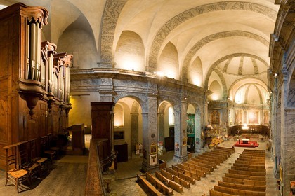 Briançon, cité Vauban,  Église paroissiale Notre-Dame-et-Saint-Nicolas (ancienne collégiale Notre-Dame)