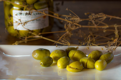 Olives cassées de la vallée des Baux de Provence, AOP