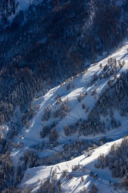 Uvernet-Fours, station de ski de Praloup, vallon des Agneliers