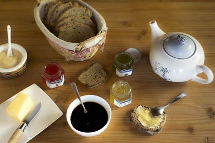 Confiture de génépi, fleur de mélèze, fleur de sureau