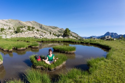 Vallon du Laverq, lac et tourbière Les Eaux-Tortes