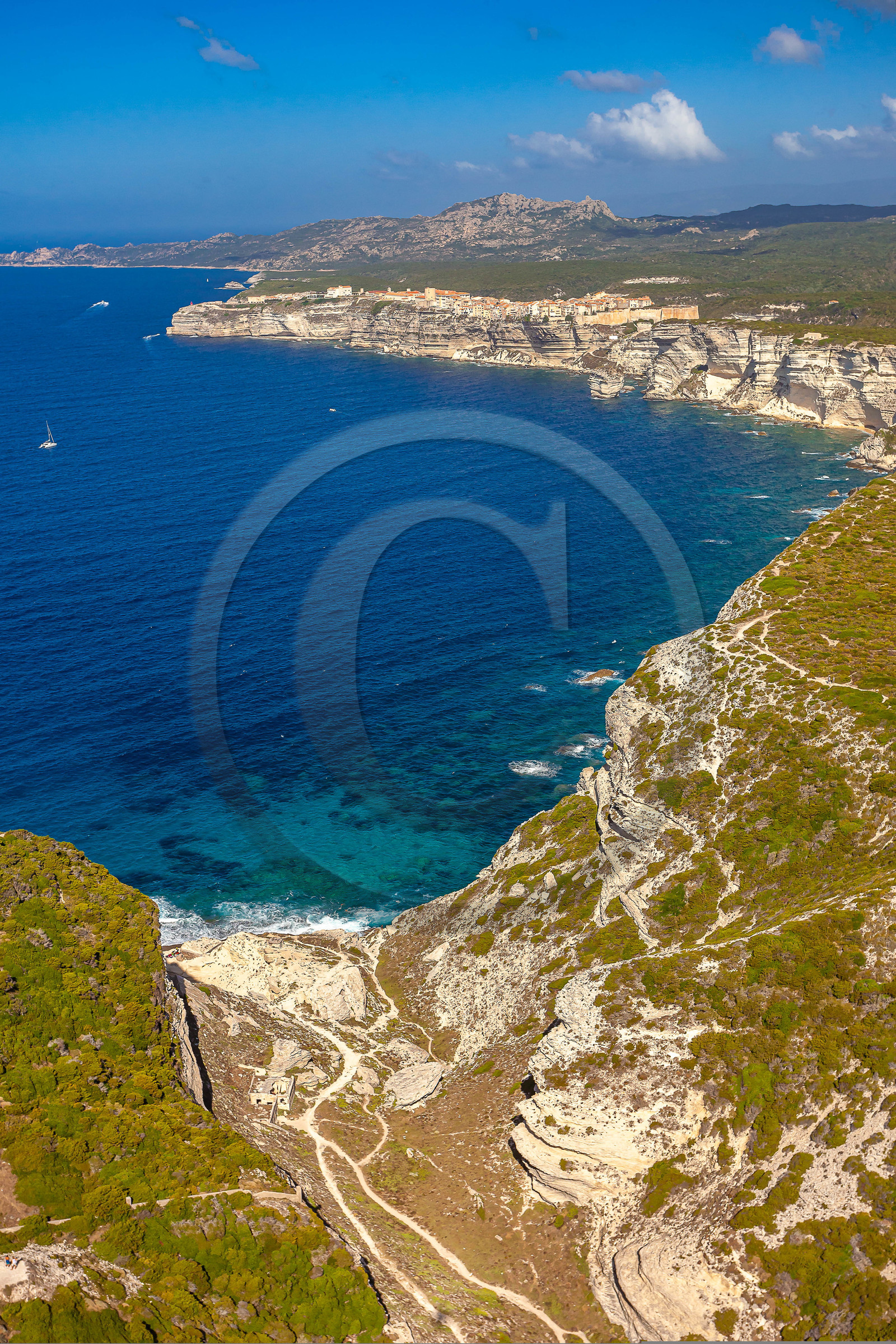 Bonifacio, falaises de calcaire