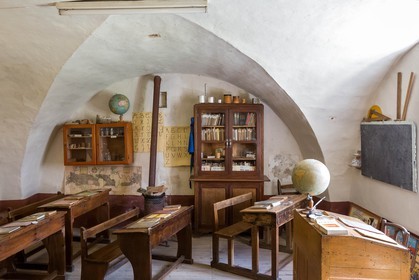 Le musée de l'école et l'instruction publique en montagne du village de Pontis