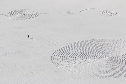 Serre-Chevalier, Snow drawings, une œuvre de l'artiste Sonja Hinrichsen