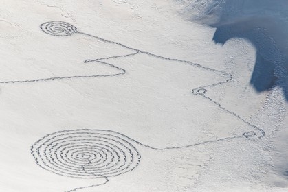 Serre-Chevalier, Snow drawings, une œuvre de l'artiste Sonja Hinrichsen