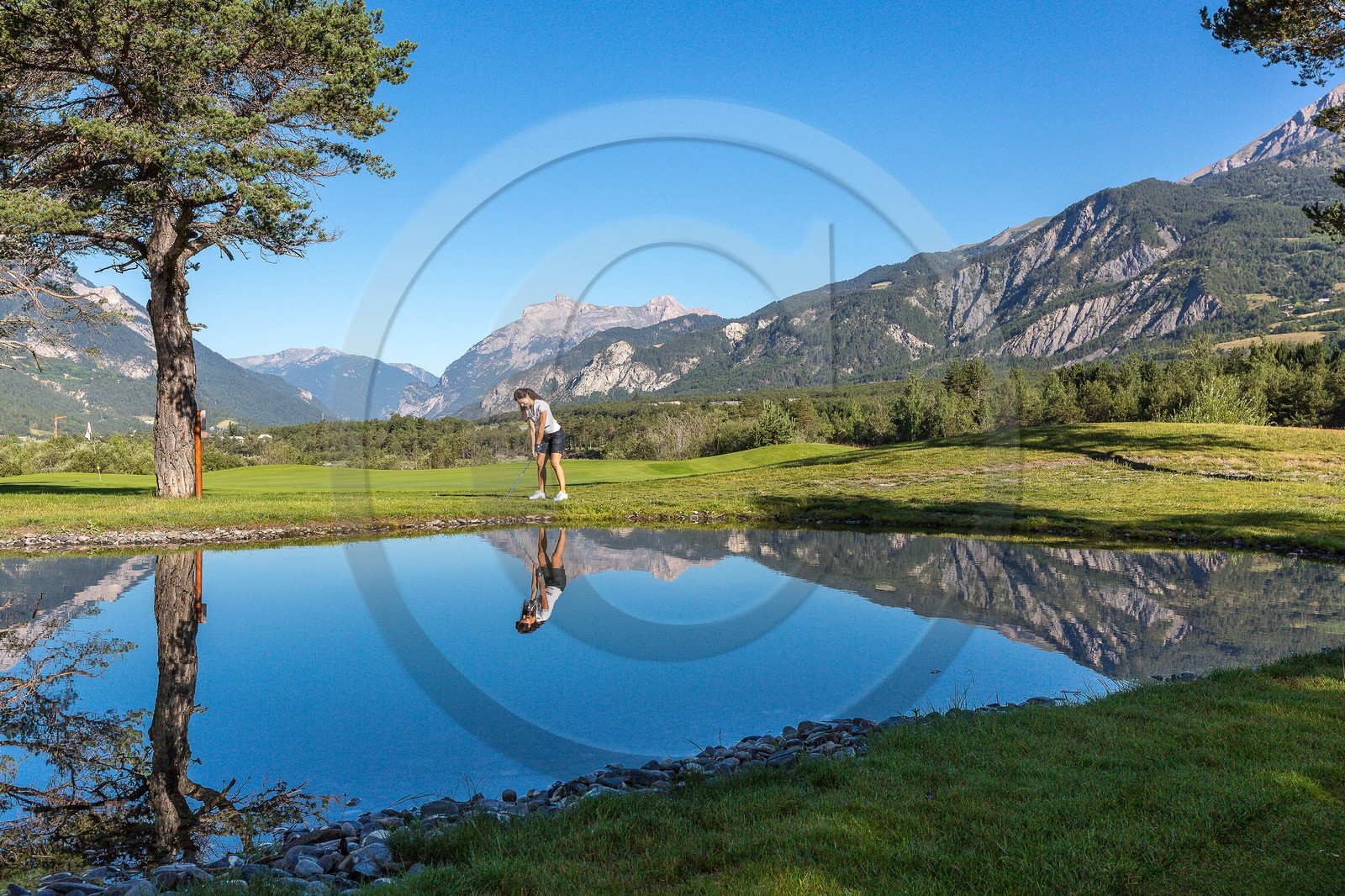 Barcelonnette, Golf de Bois-Chenu