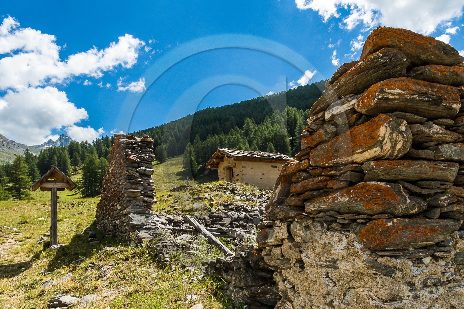 Abriès, Le Roux,Valpréveyre, chapelle Saint-Bernardin de Sienne, Michel Morin