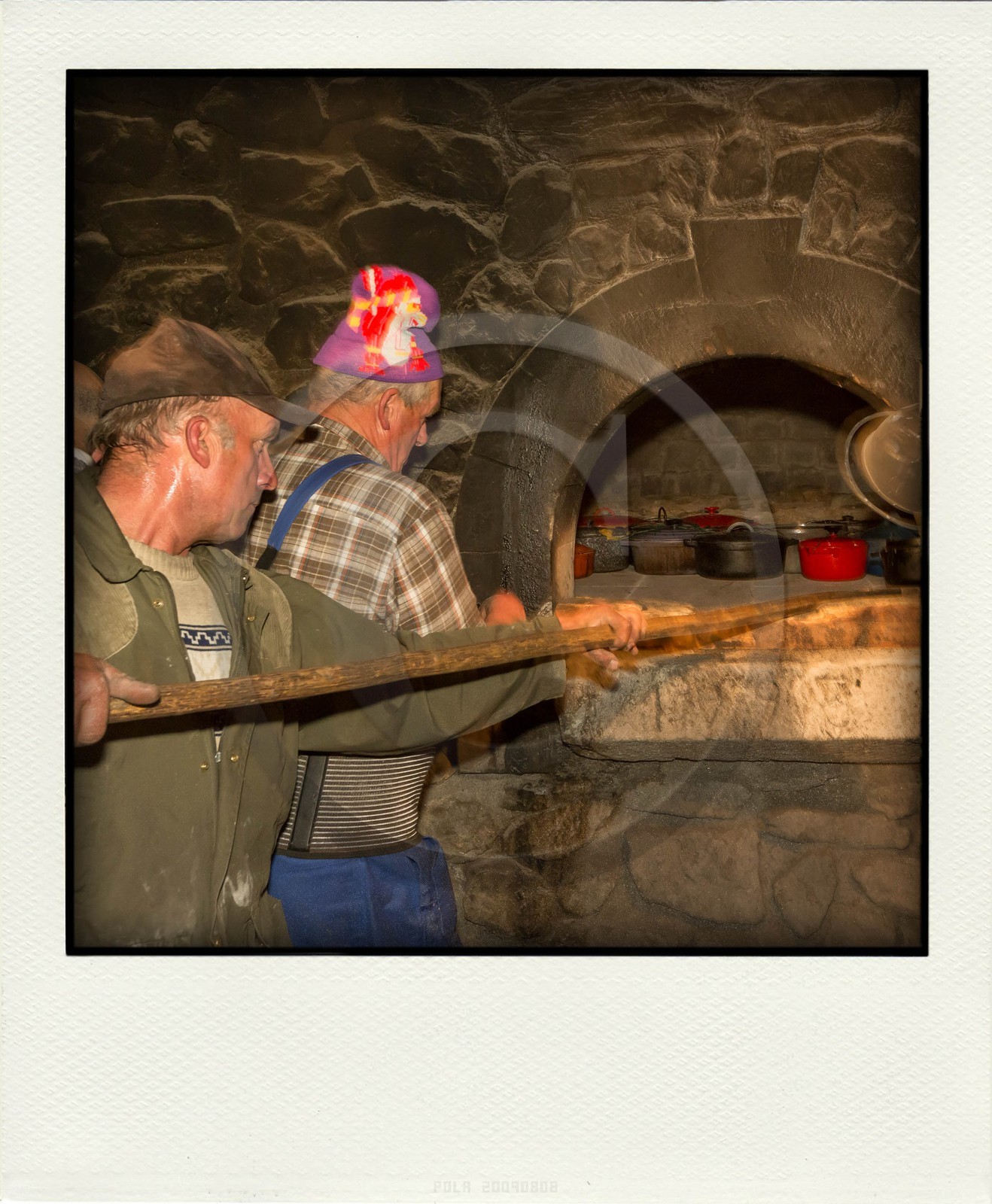 Village de Villar-d'Arène, fête du pain bouilli ou pain noir, Maurice Rousset, fourniron