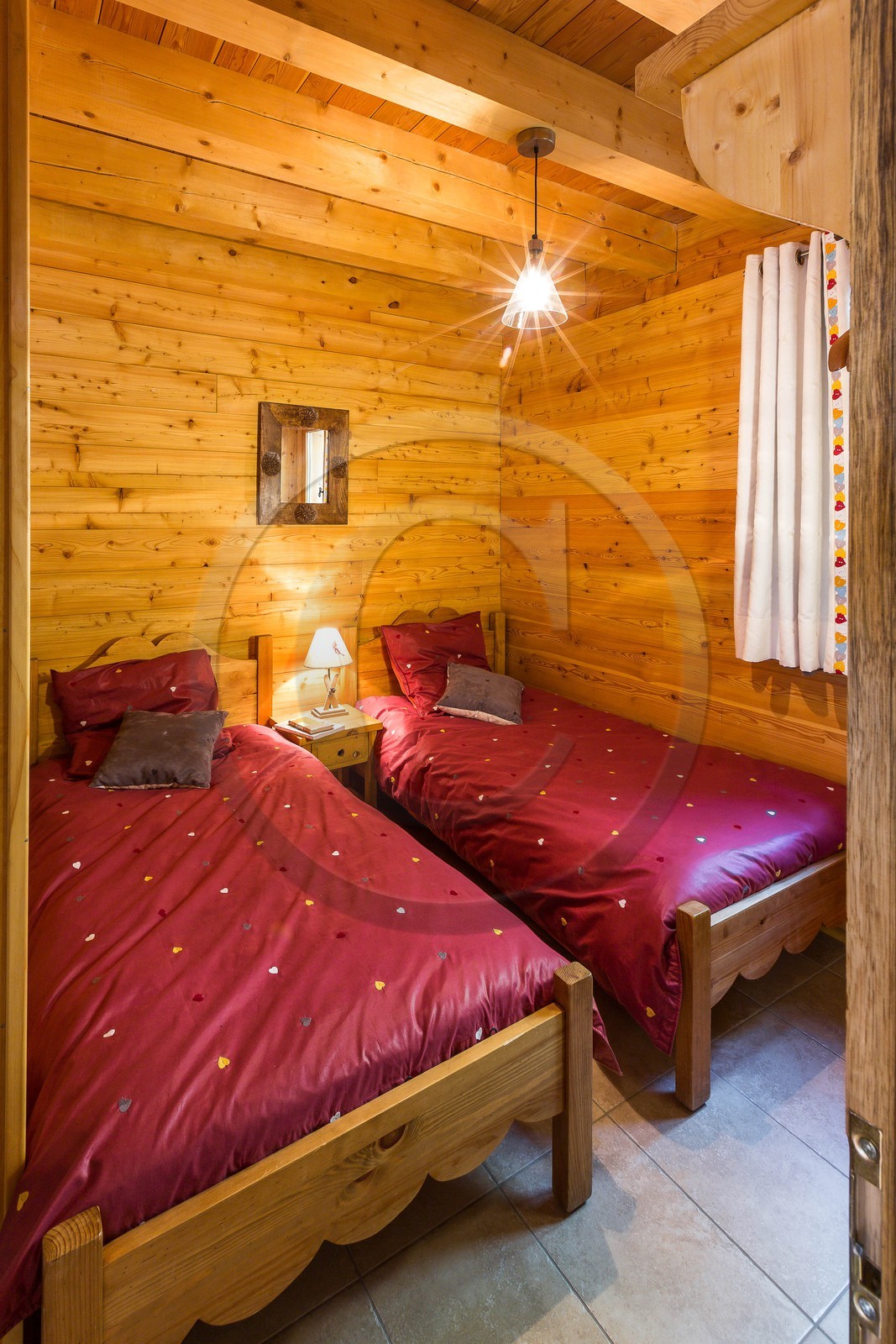 Agence Chaillol Loisirs, Chalets Shangrila