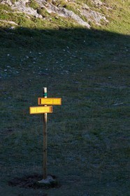 Plateau d'Emparis, panneau signalétique de randonnée