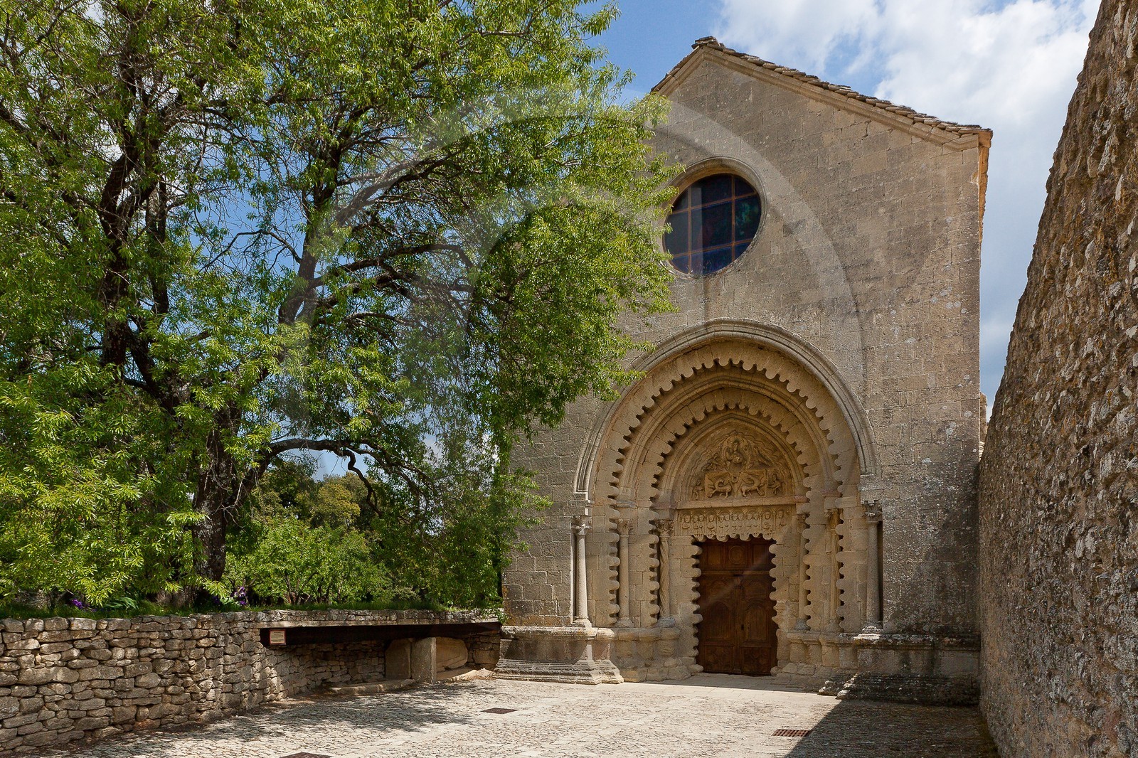 Prieuré Notre-Dame de Ganagobie,  Abbaye bénédictine, monastère fondé au Xe siècle