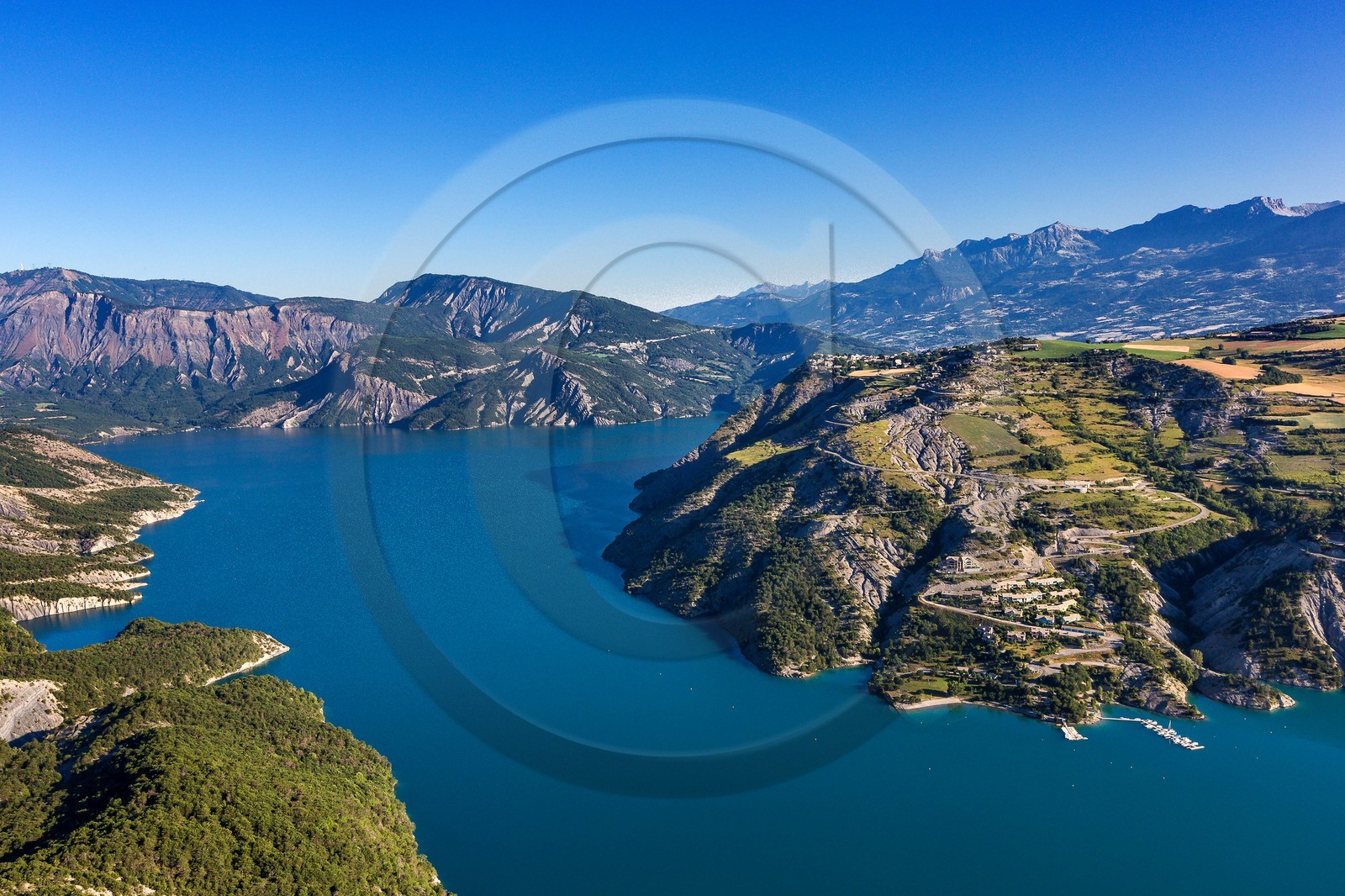 Le Sauze-du-Lac, Port de plaisance à Port Saint-Pierre