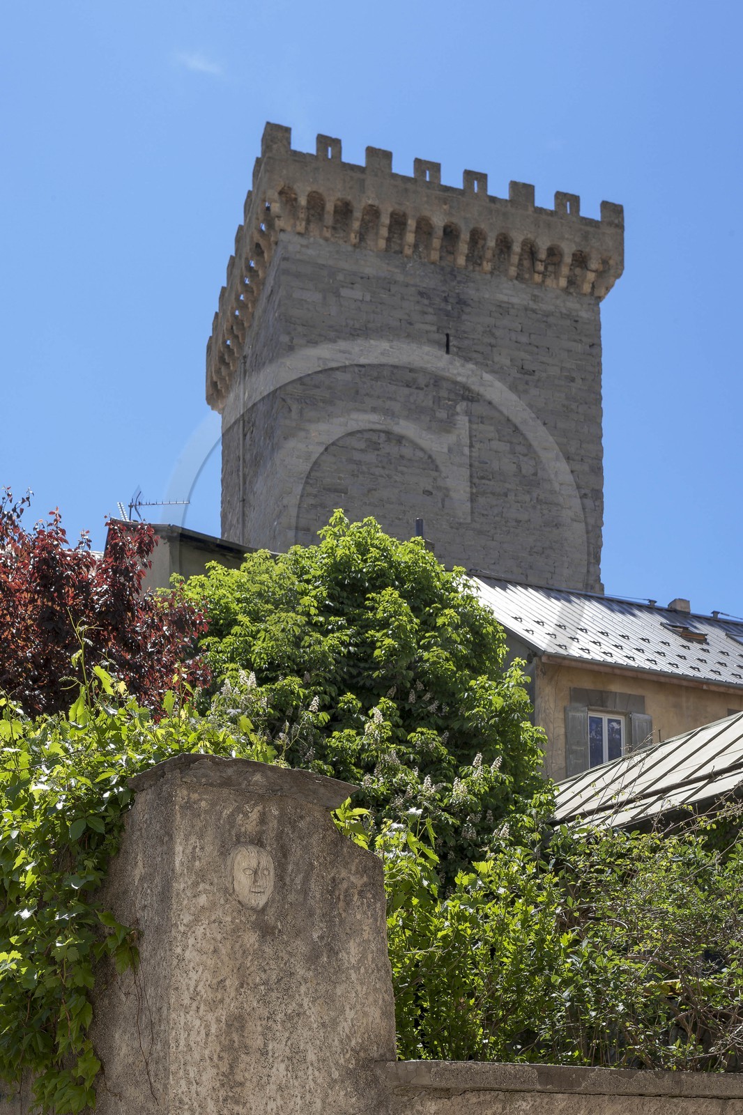 ville d'Embrun, La tour Brune
