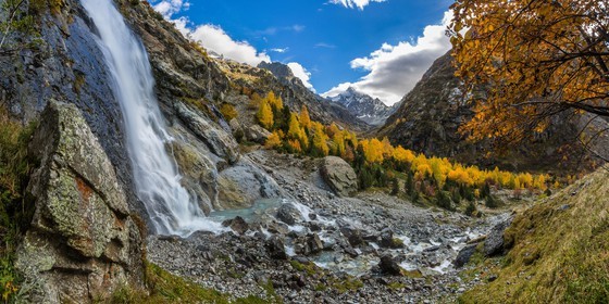 Vallée de la Bonne,  Le Désert, cascade de la Pisse