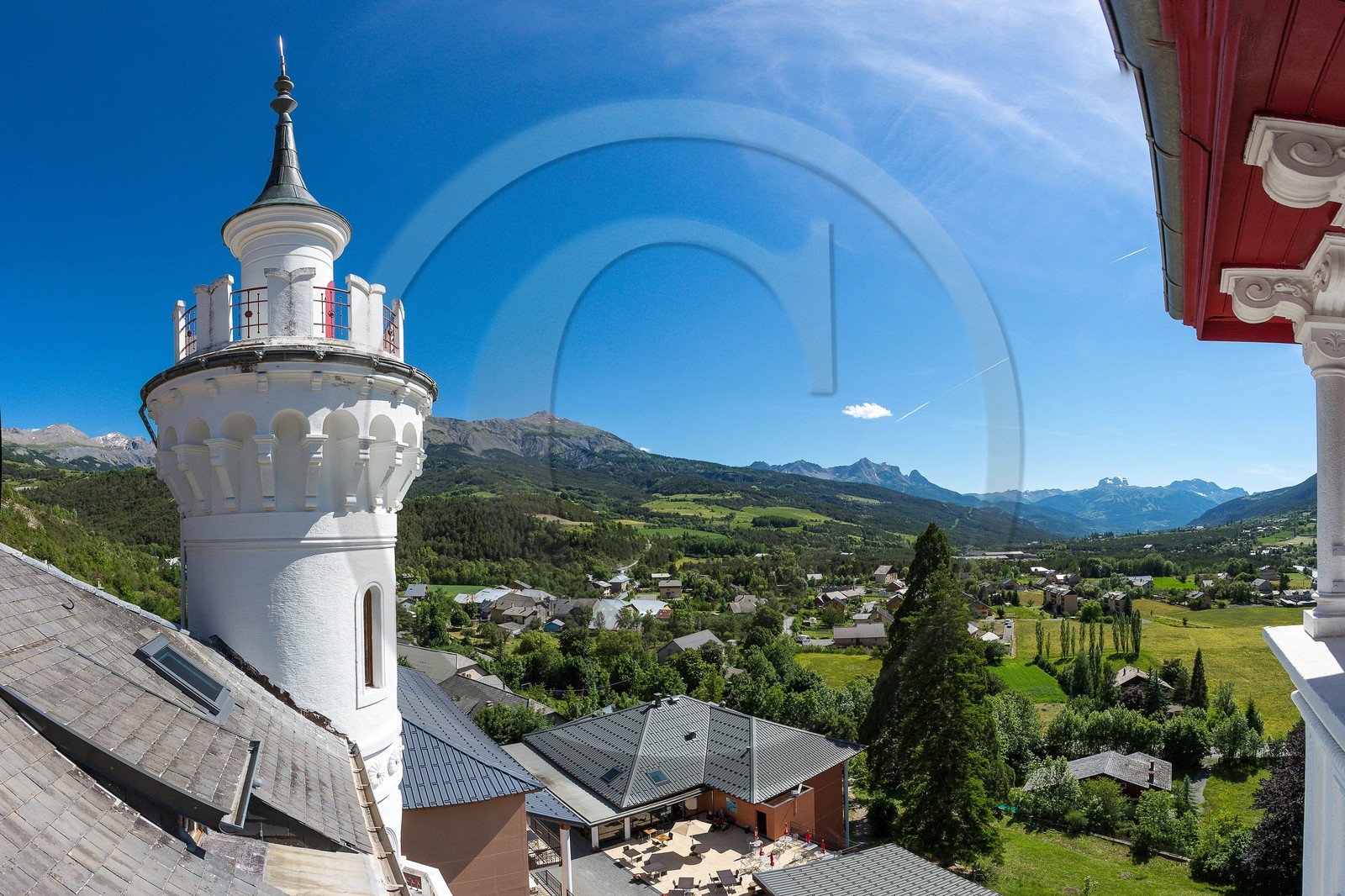 village de Jausiers, Chateau des Magnans