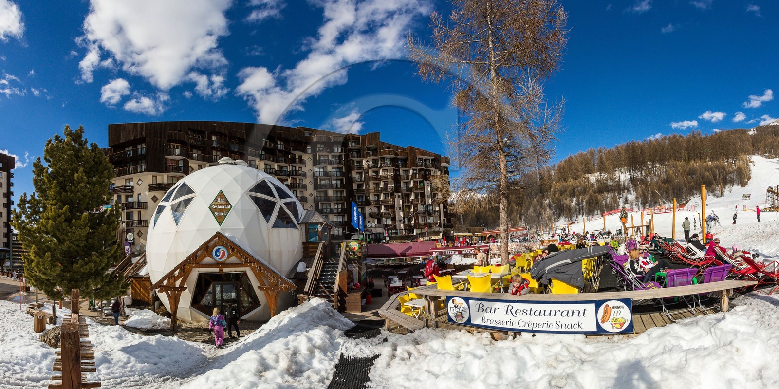 Les Orres, centre station 1650