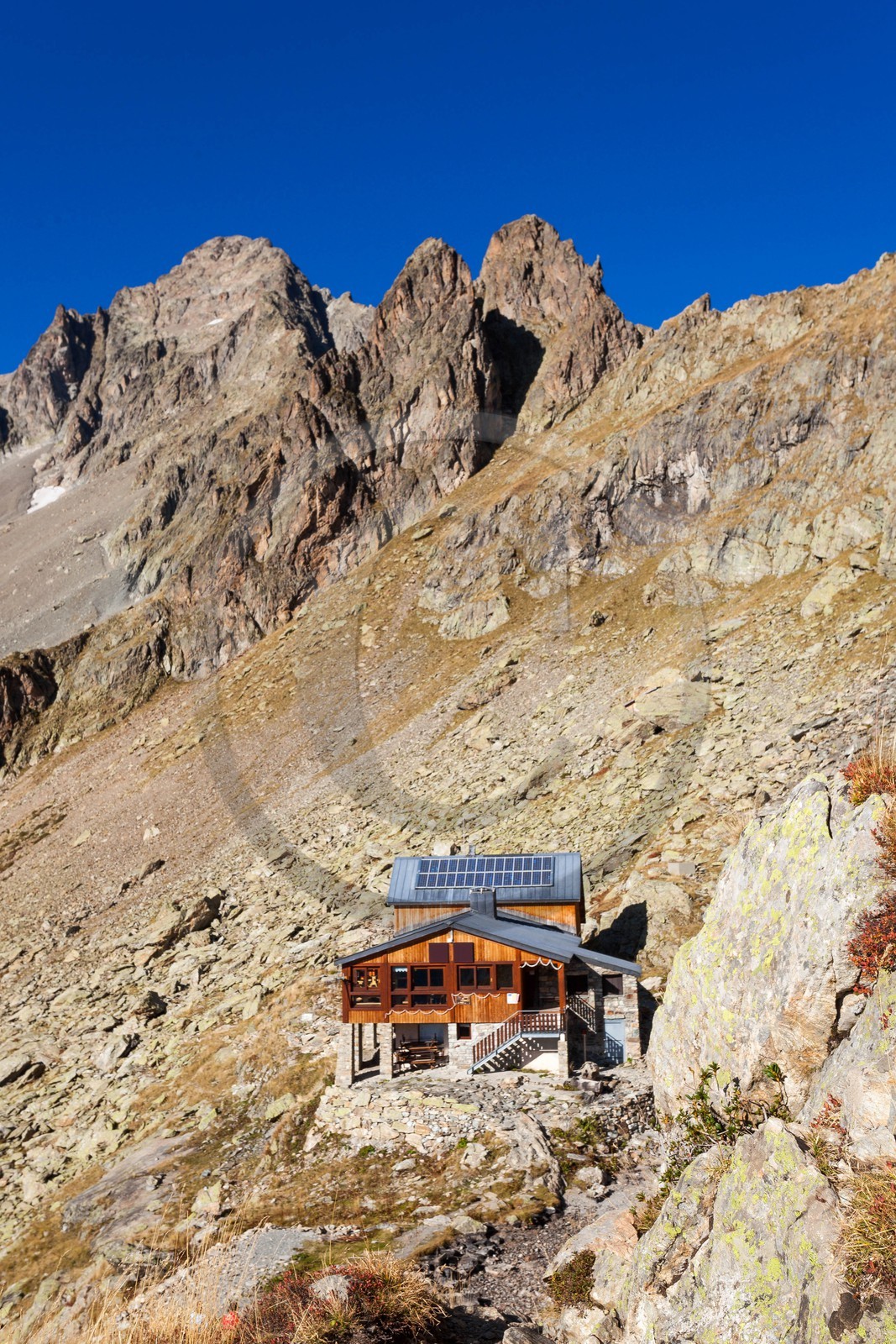 Vallée du Valgaudemar, Refuge du Pigeonnier (2430 m) et les Rouies
