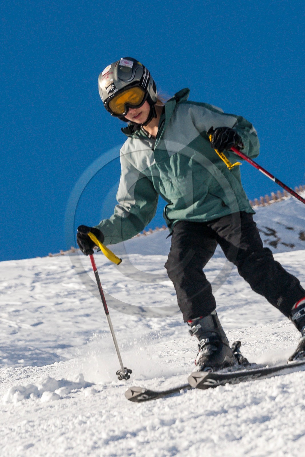 Ski enfant piste de ski