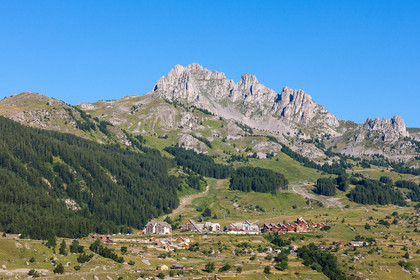 Pays de Serre-Ponçon, Réallon et les Aiguilles de Chabrières