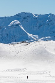 Serre-Chevalier, Snow drawings, une œuvre de l'artiste Sonja Hinrichsen