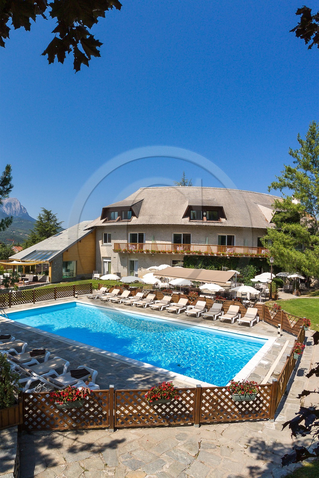 Hôtel restaurant spa Les Bartavelles