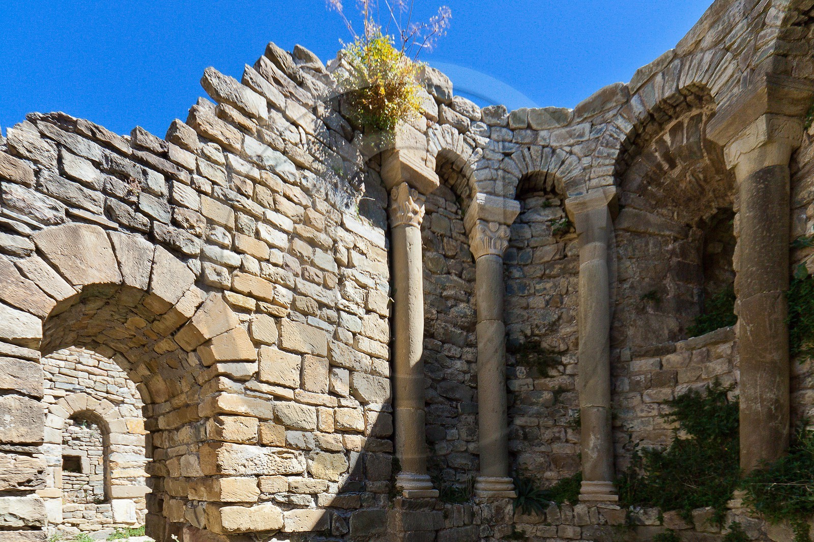 Saint-André de Rosans, Prieuré fondé par l'ordre de Cluny au Xème siècle