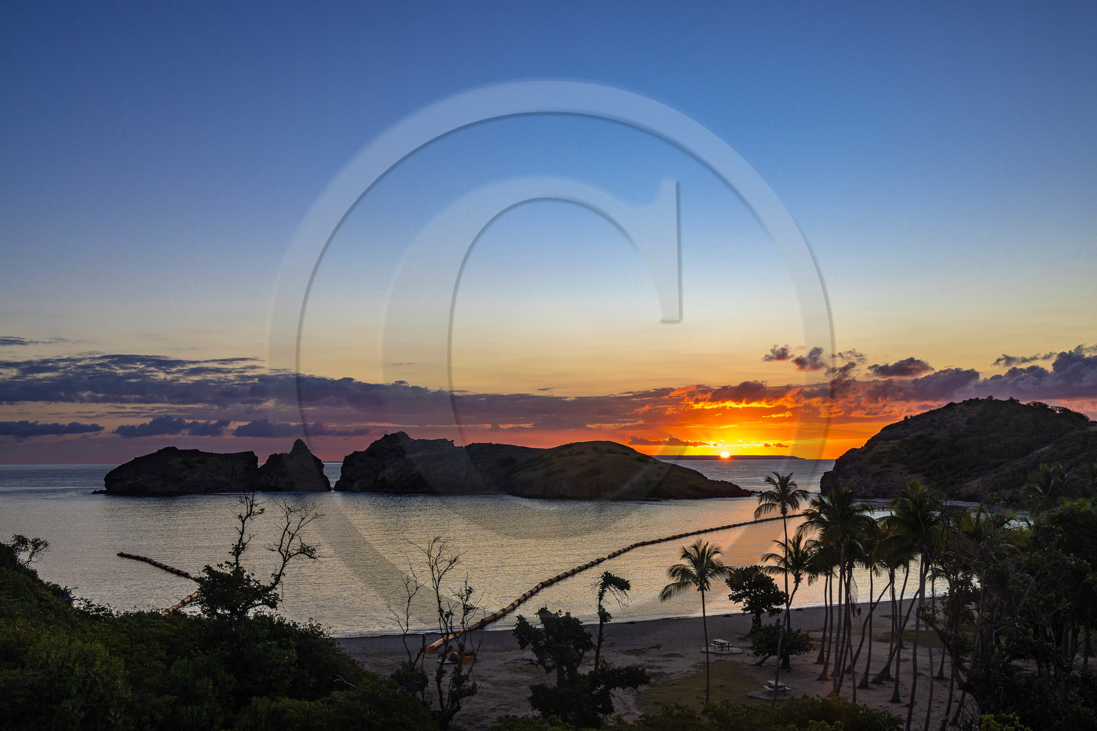 Iles des Saintes, Baie et plage de Pompierre