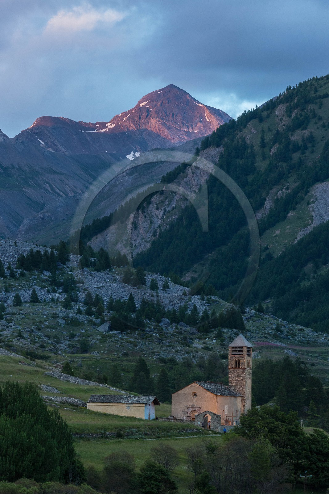 Saint-Paul-sur-Ubaye, Église Saint-Antoine-du-Désert de Maurin