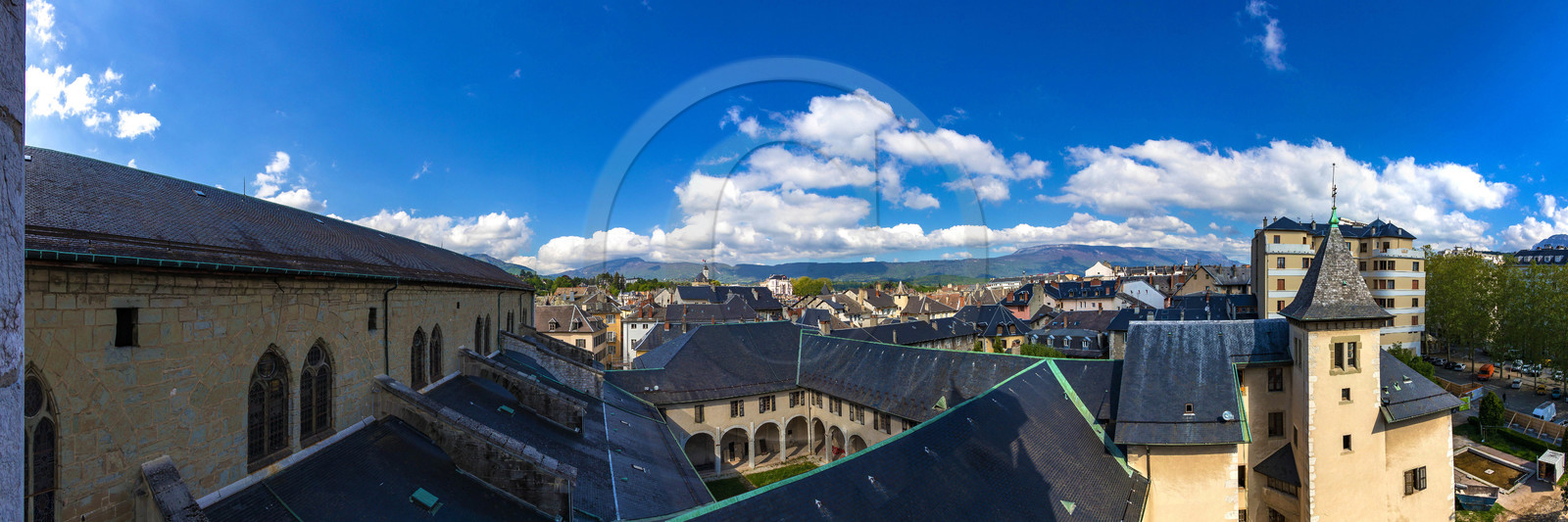 Chambéry et le Musée Savoisien