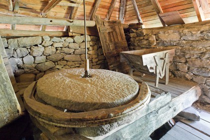 Parc national des Ecrins, village de Dormillouse, ancien moulin