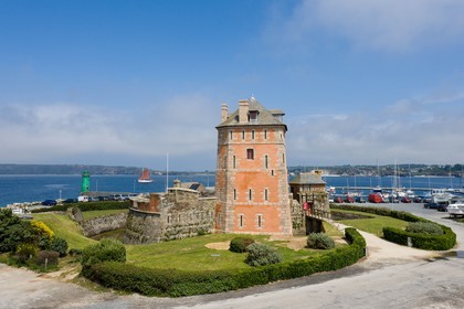 Camaret-sur-Mer, Fortifications Vauban inscrites au patrimoine m