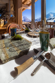 Marc Veyrat, La Maison des Bois