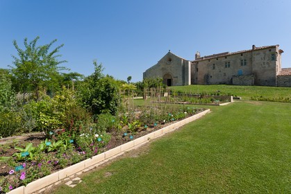 Prieuré Notre-Dame de Salagon et les jardins