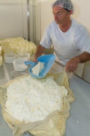 Vallée du Champsaur, fromagerie Ebrard