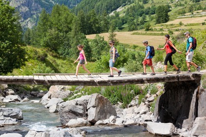 Randonnée famille montagne