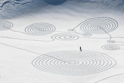 Serre-Chevalier, Snow drawings, une œuvre de l'artiste Sonja Hinrichsen