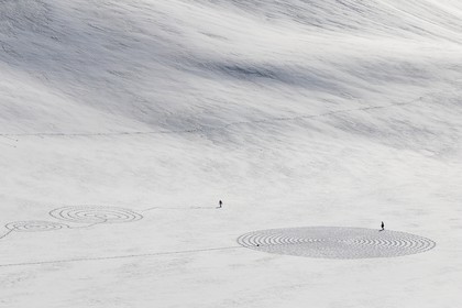 Serre-Chevalier, Snow drawings, une œuvre de l'artiste Sonja Hinrichsen